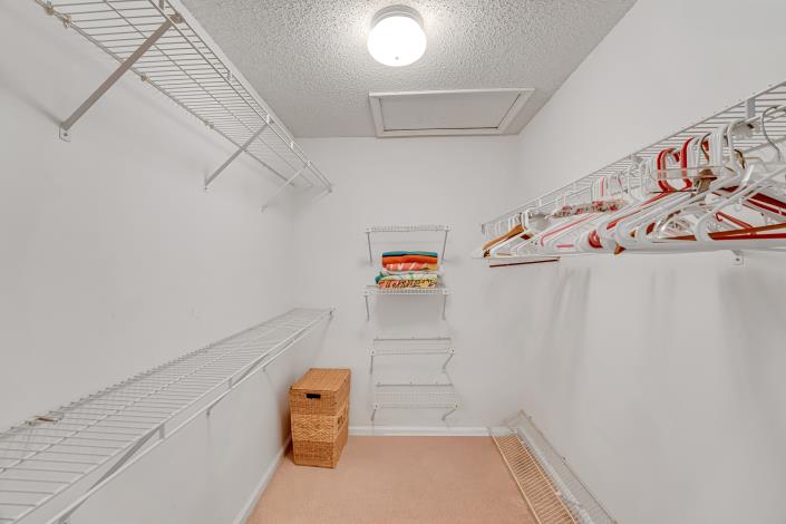 Image No.32-2 Bed Villa for sale