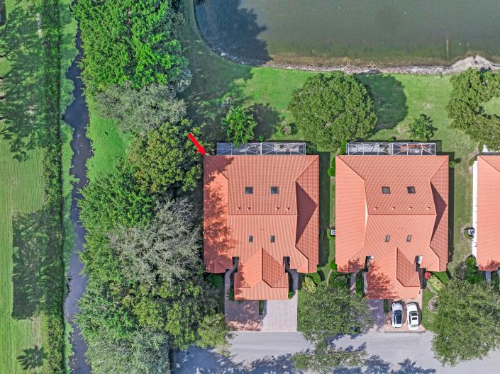 Image No.50-2 Bed Villa for sale