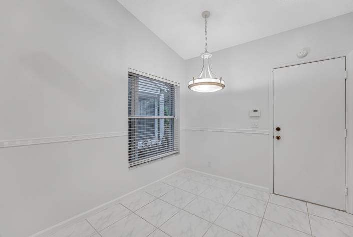 Image No.23-3 Bed Villa for sale