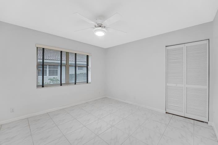 Image No.24-3 Bed Villa for sale