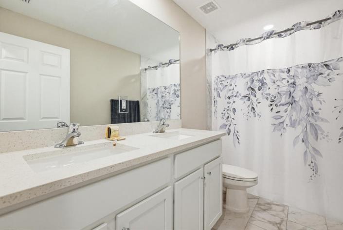 Image No.15-4 Bed House for sale