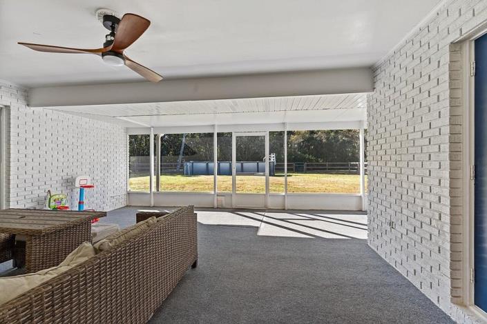 Image No.42-3 Bed House for sale