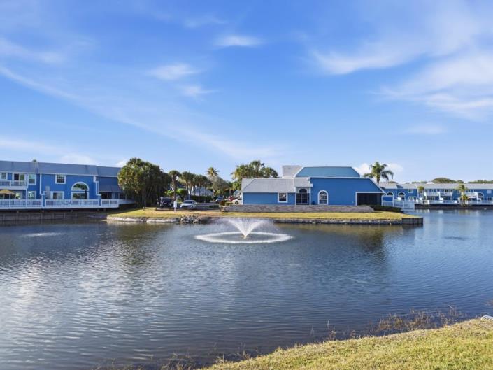 Image No.4-3 Bed Townhouse for sale