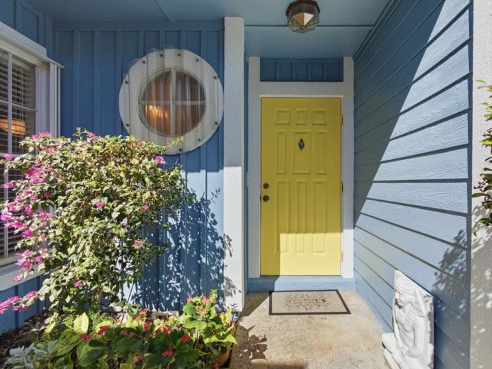 Image No.8-3 Bed Townhouse for sale