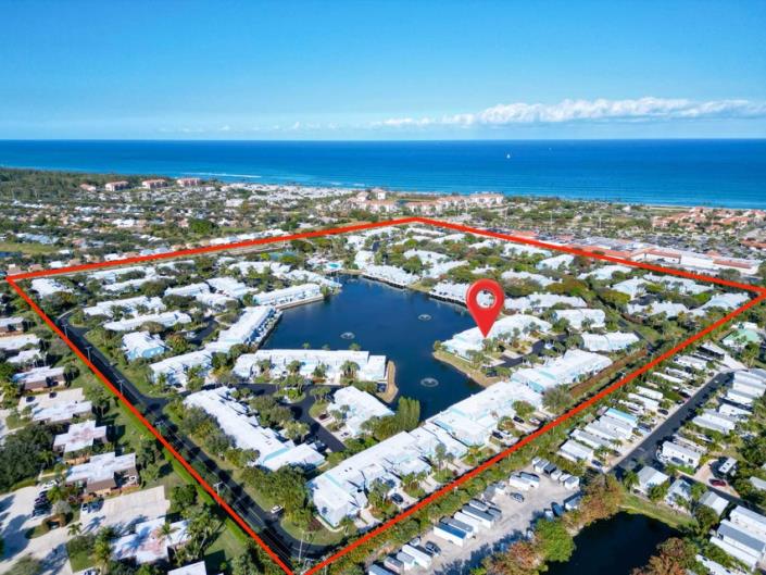 Image No.44-3 Bed Townhouse for sale