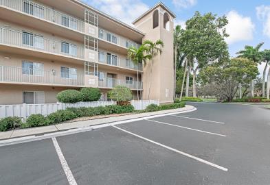 1 - Boynton Beach, Condo