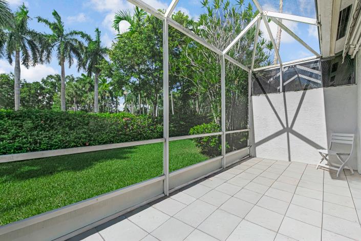 Image No.41-2 Bed Villa for sale
