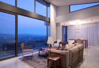 Minthis_photo_Callisto_living-area