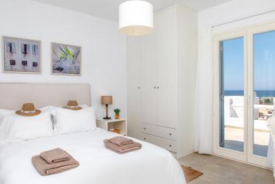 20-ELEGANT-VILLAS-IN-COMPLEX-FOR-SALE-IN-NAXOS--GREECE-14