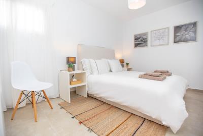 20-ELEGANT-VILLAS-IN-COMPLEX-FOR-SALE-IN-NAXOS--GREECE-15