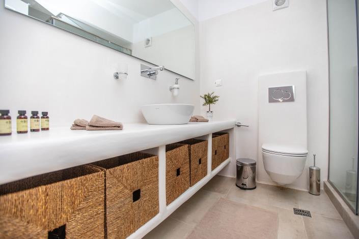 Image No.14-2 Bed Villa for sale