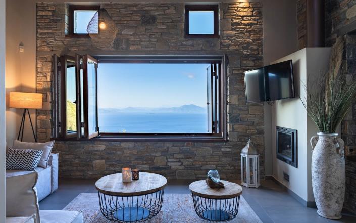 Image No.13-15 Bed Villa for sale