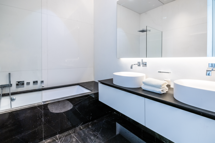 Image No.28-5 Bed Apartment for sale