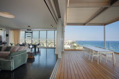Luxury-Two-Level-Penthouse-with-Panoramic-Sea-Views-in-the-Heart-of-Limassol-19-Large