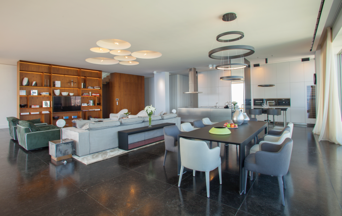 Image No.17-5 Bed Apartment for sale