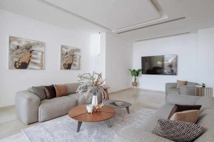 Image No.2-5 Bed Villa for sale