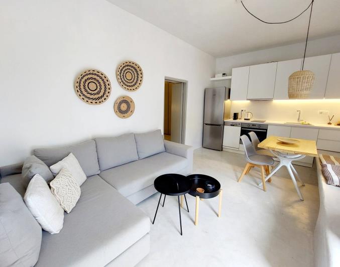 Image No.5-2 Bed House for sale