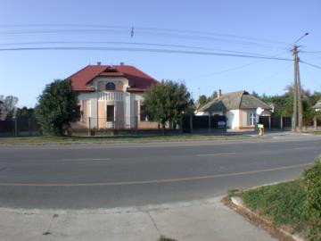 Main-house