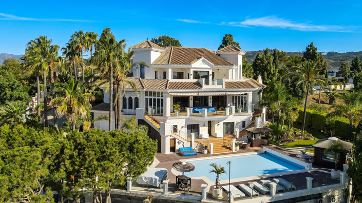 Image No.1-7 Bed Villa for sale