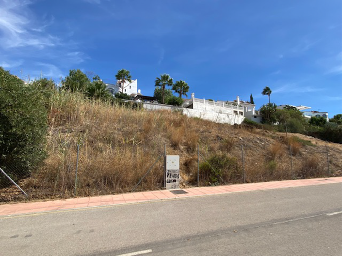Image No.1-Plot for sale