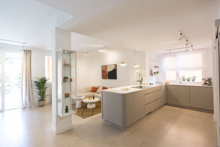Image No.1-2 Bed Apartment for sale