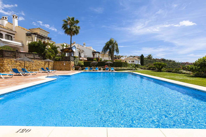 Image No.1-4 Bed Townhouse for sale
