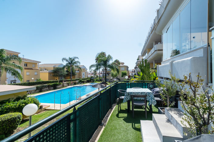 Image No.1-3 Bed Property for sale