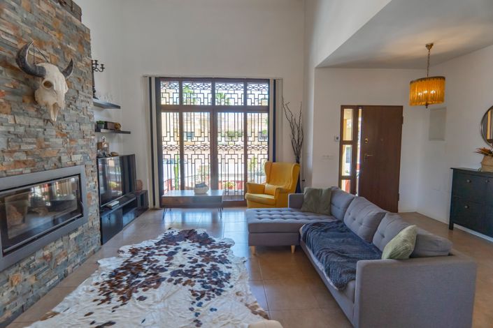 Image No.11-3 Bed Villa for sale