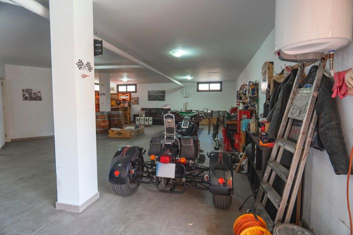 Image No.44-3 Bed Villa for sale