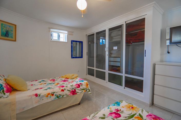 Image No.45-5 Bed Villa for sale