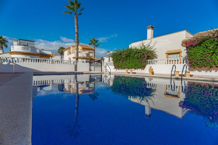 Image No.31-2 Bed Villa for sale