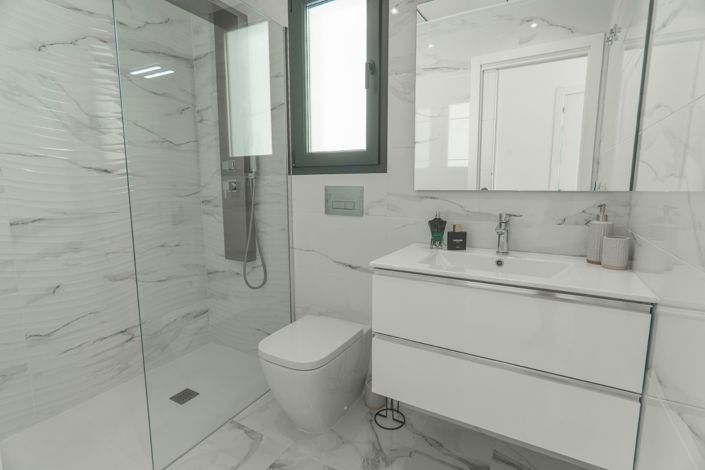 Image No.24-3 Bed Villa for sale