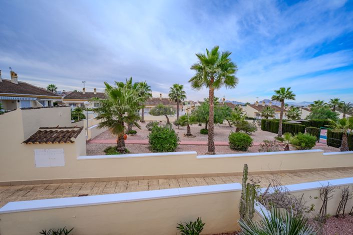 Image No.37-3 Bed Property for sale