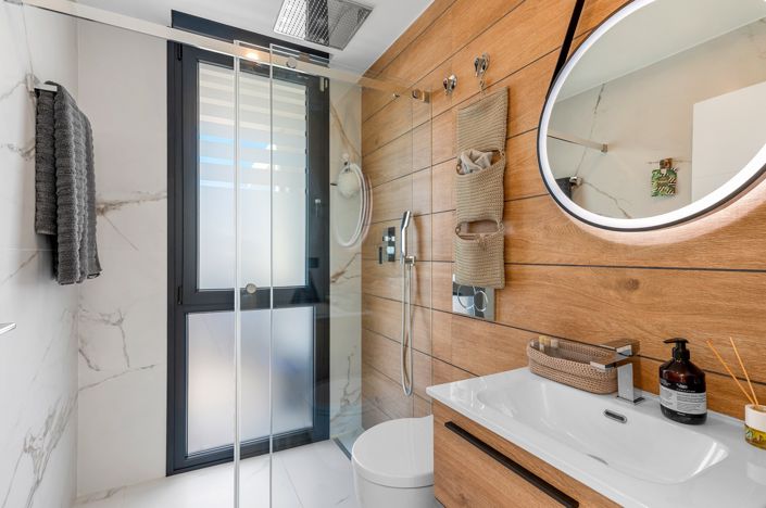 Image No.19-4 Bed Villa for sale