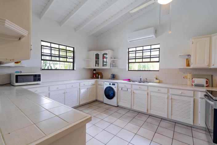 Image No.10-3 Bed House for sale