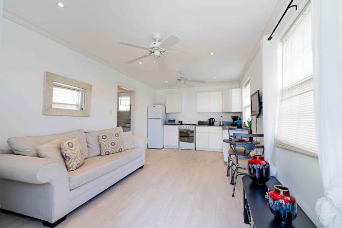 Image No.15-3 Bed House for sale