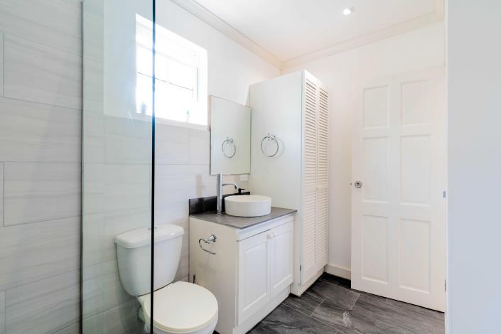 Image No.19-3 Bed House for sale