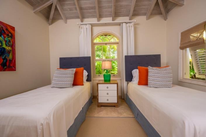 Image No.23-4 Bed House for sale