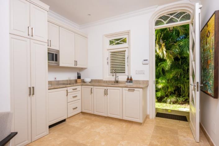 Image No.26-4 Bed House for sale