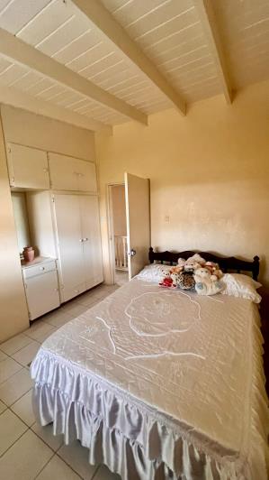 Image No.4-3 Bed House for sale