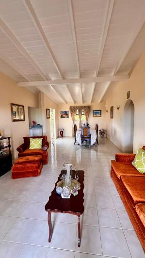 Image No.11-3 Bed House for sale