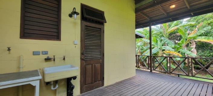 Image No.10-5 Bed House for sale