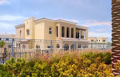 1 - Dubai, Townhouse