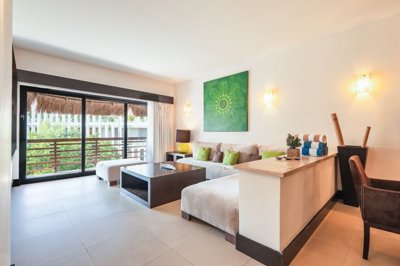 aldea-thai-3-bedroom-penthouse-10
