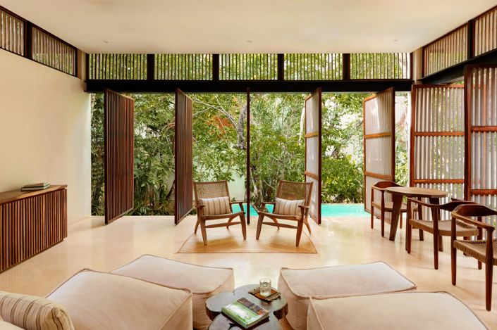 Image No.1-5 Bed Hotel for sale