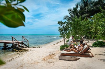 tankah-bay-21-room-beachfront-hotel-3
