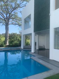 1 - Merida, House