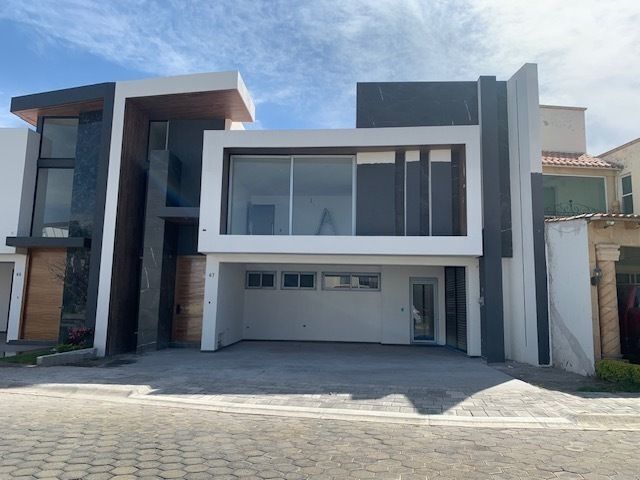 Image No.1-3 Bed House for sale