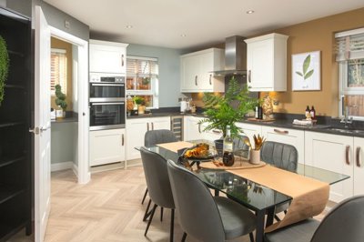 003-bnmhollygategreencotgravealfreton4bedlowr