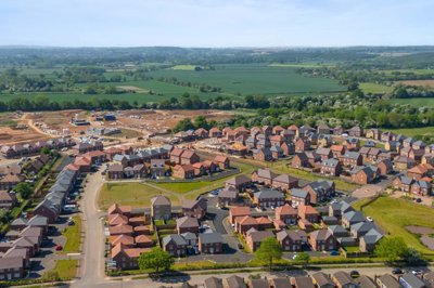 003-bnmstonebridgefieldsbarrattmansfielddrone